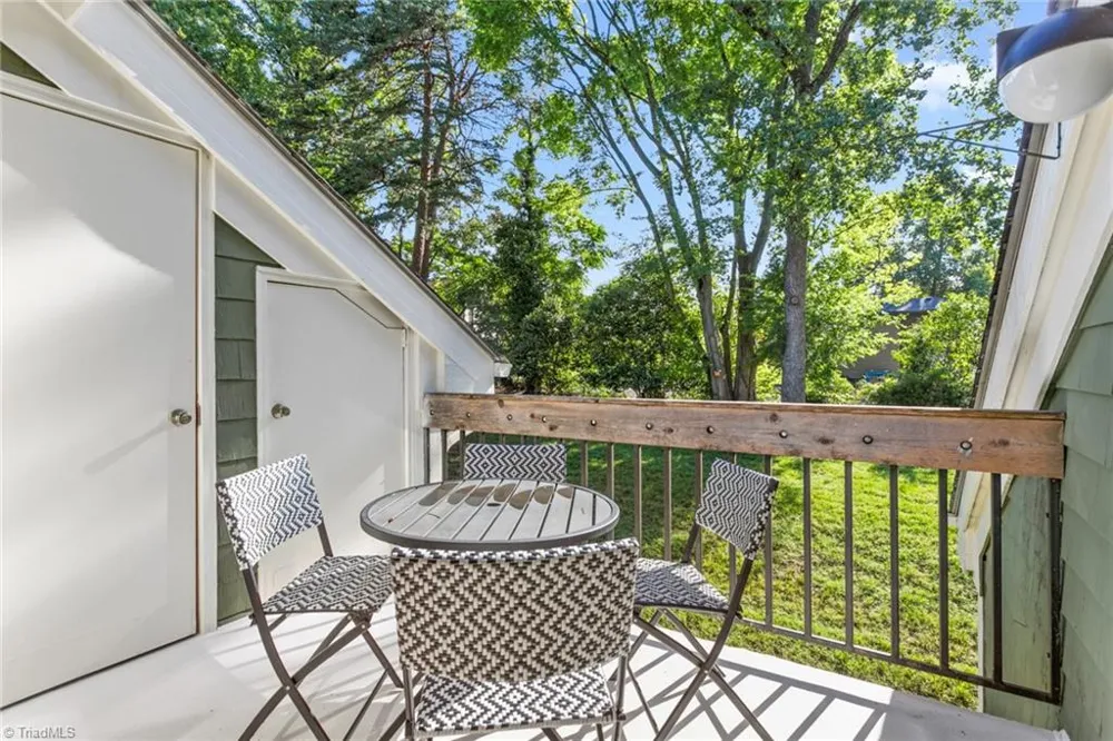 1520 Benjamin Parkway #D Greensboro, NC 27408
