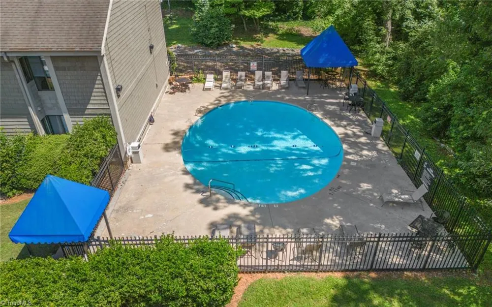 1520 Benjamin Parkway #D Greensboro, NC 27408