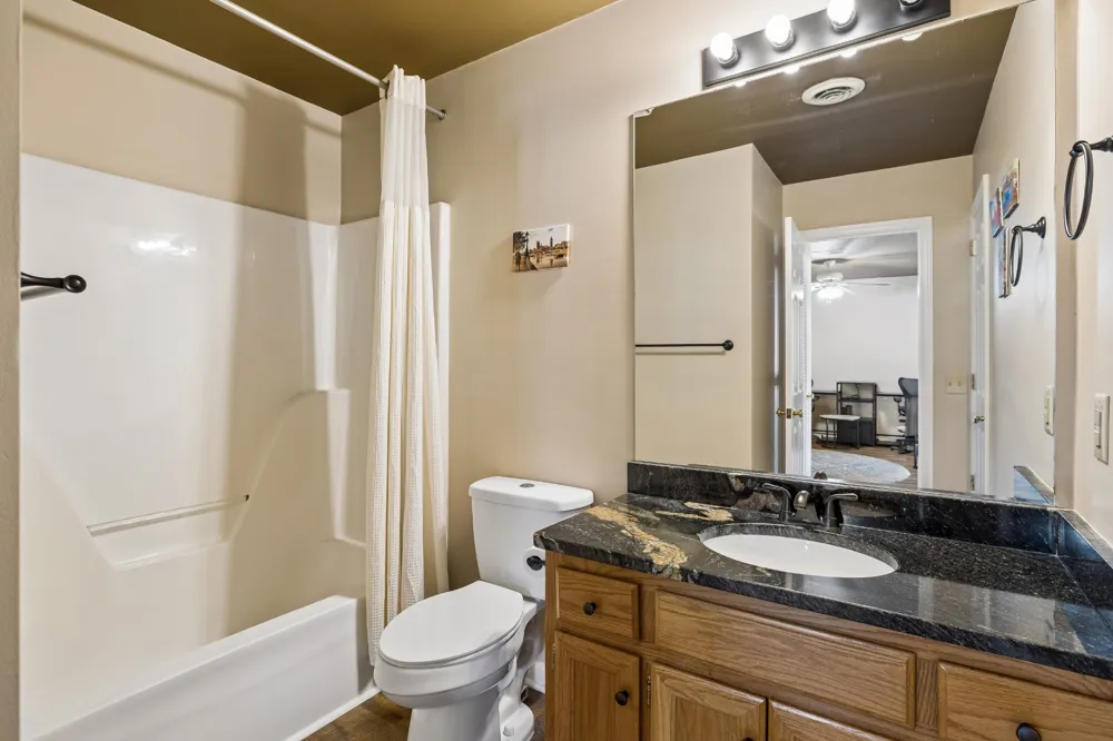 470 S Main St #107 Ashland City, TN 37015