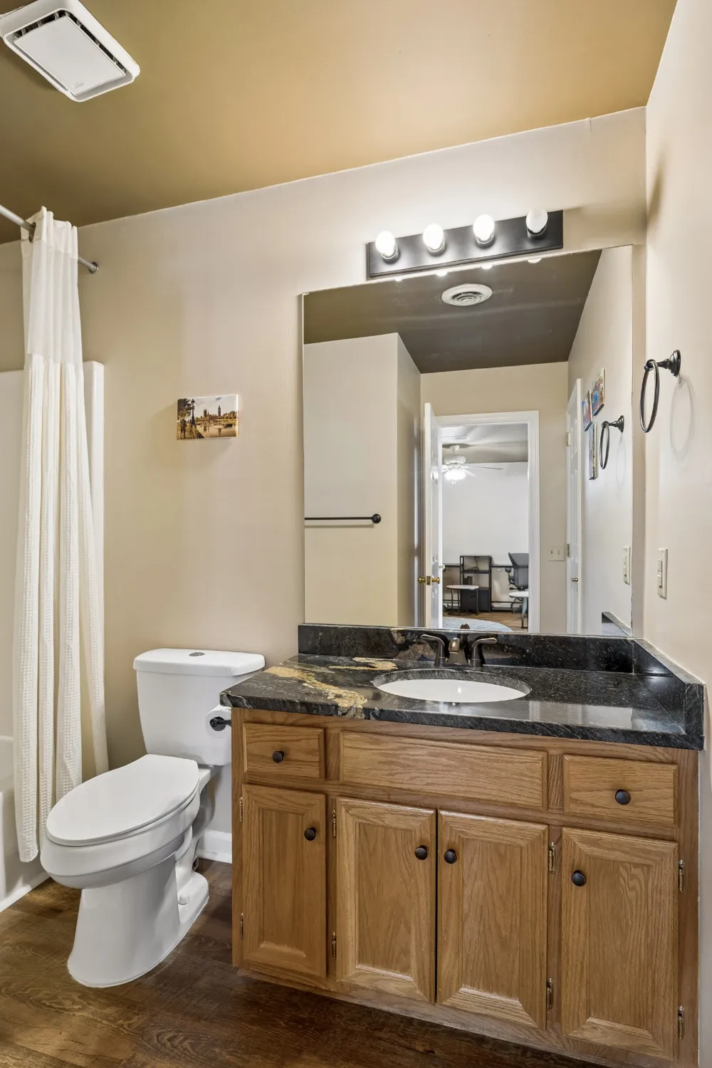 470 S Main St #107 Ashland City, TN 37015