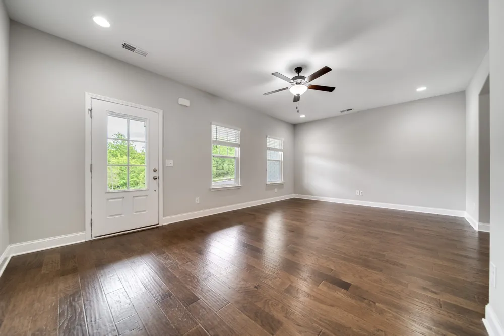 391 Carriage House Ln Hendersonville, TN 37075
