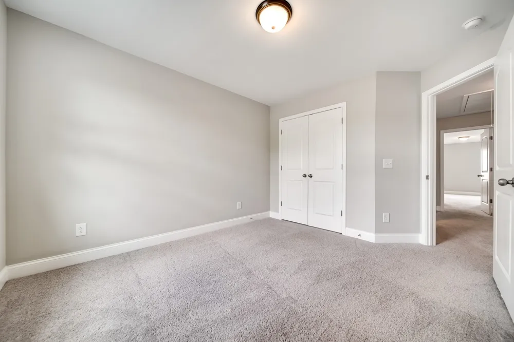 391 Carriage House Ln Hendersonville, TN 37075