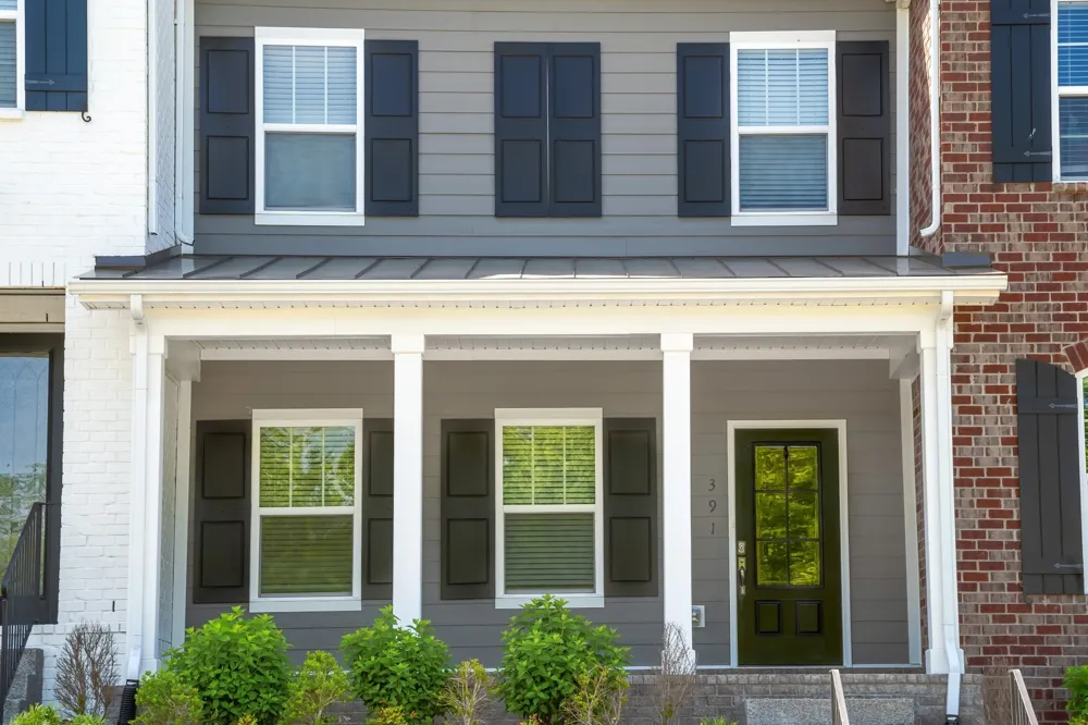 391 Carriage House Ln Hendersonville, TN 37075