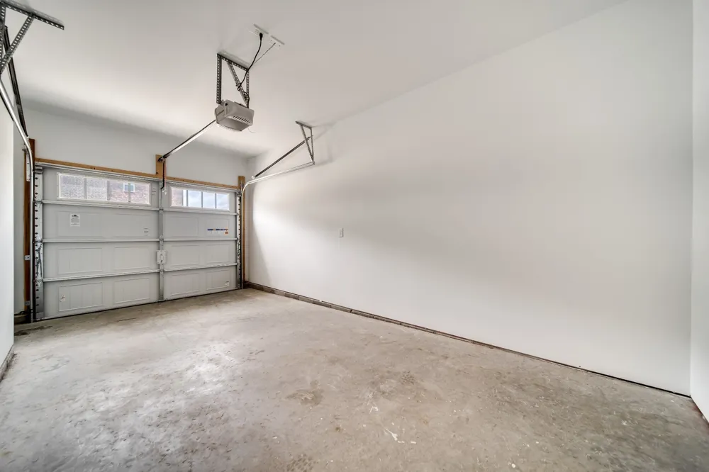 391 Carriage House Ln Hendersonville, TN 37075
