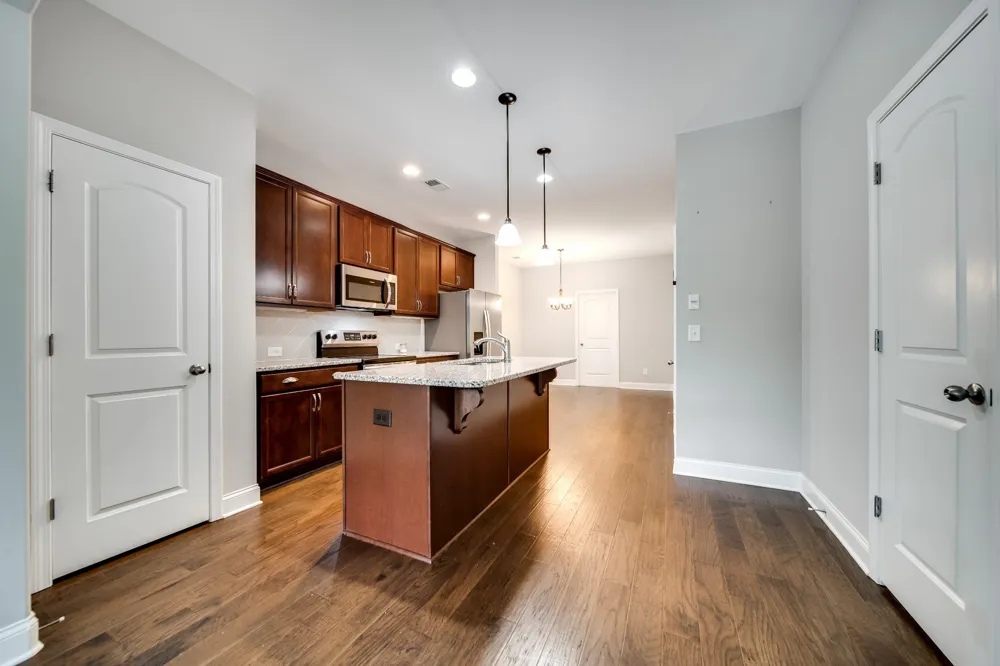 391 Carriage House Ln Hendersonville, TN 37075