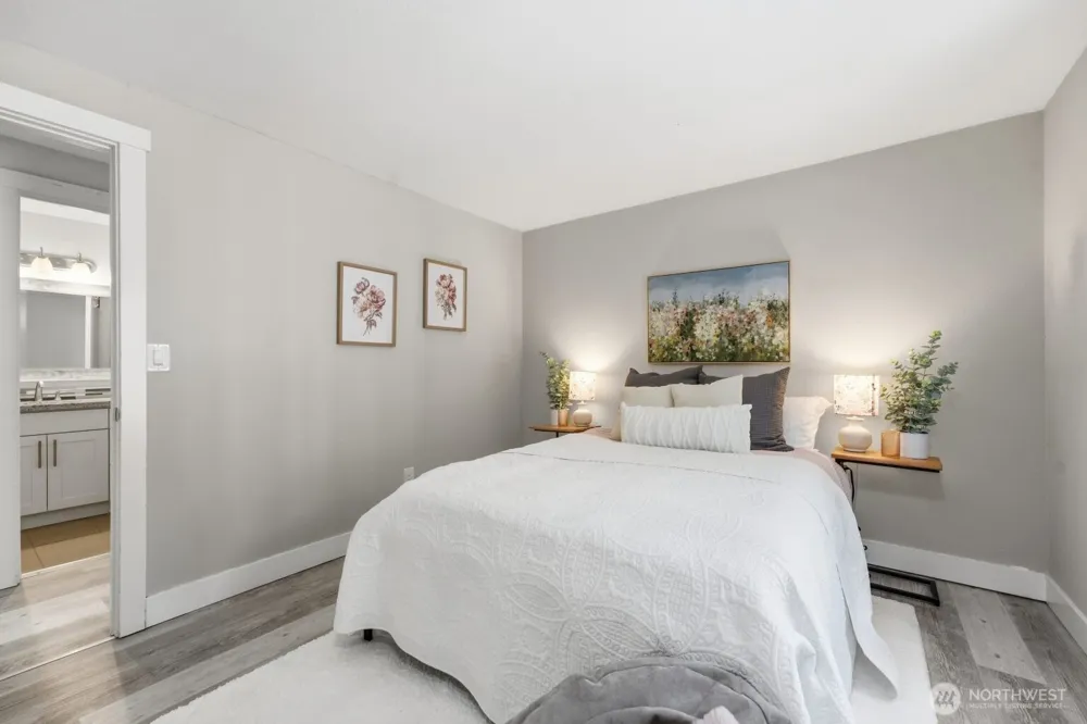 25120 SE 14th Street Sammamish, WA 98075