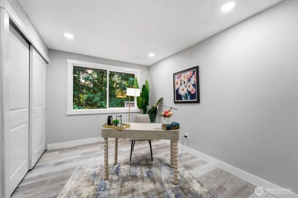 25120 SE 14th Street Sammamish, WA 98075