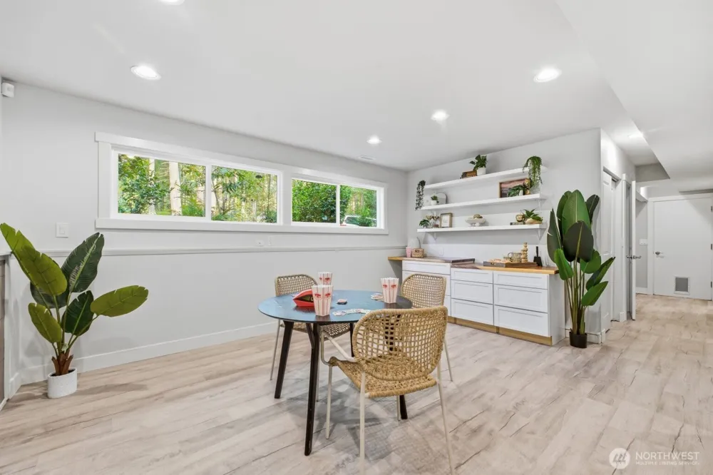 25120 SE 14th Street Sammamish, WA 98075