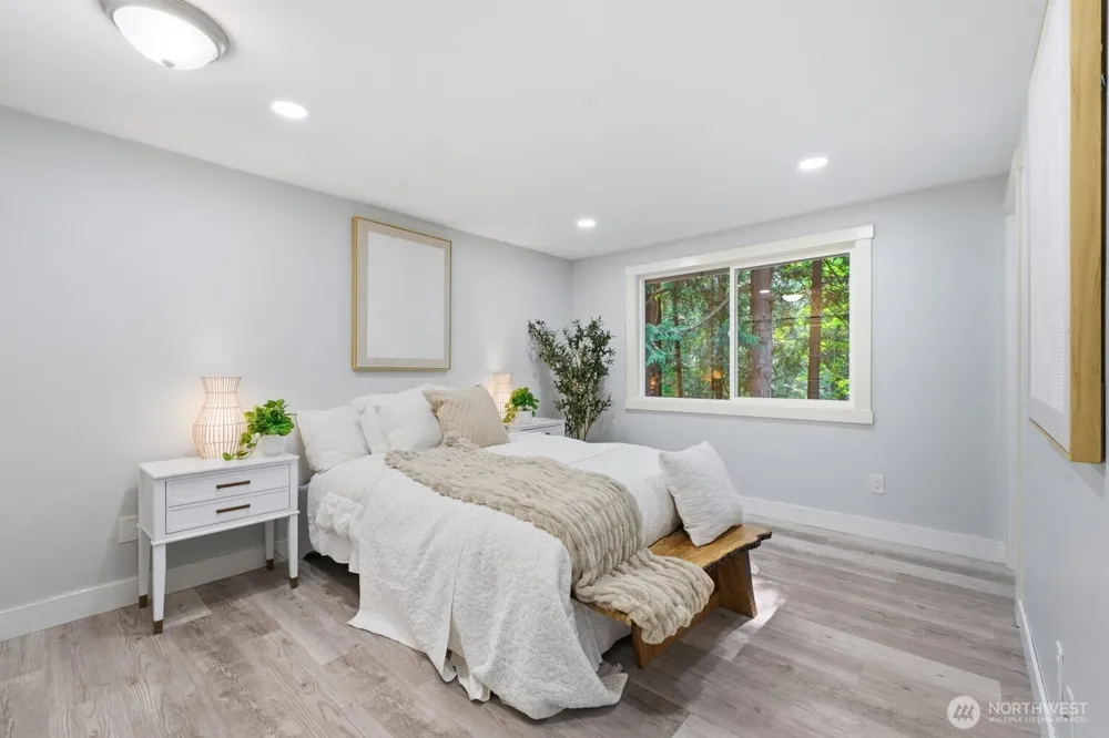 25120 SE 14th Street Sammamish, WA 98075
