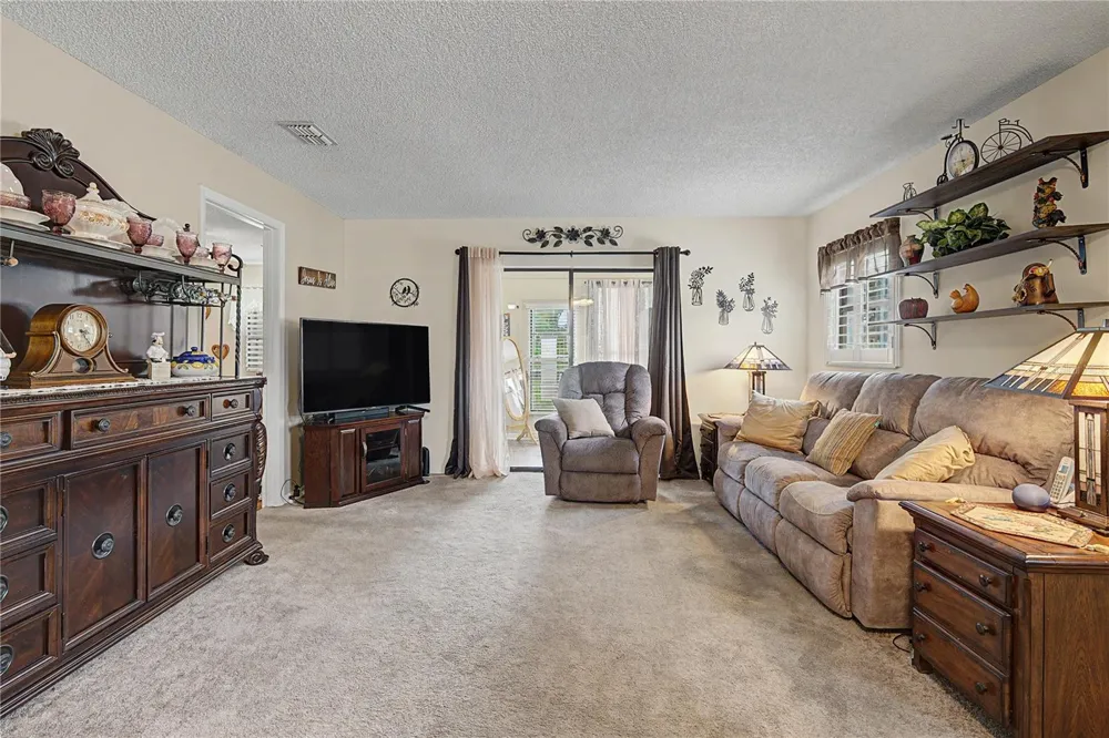 38225 BOXWOOD DRIVE Zephyrhills, FL 33542