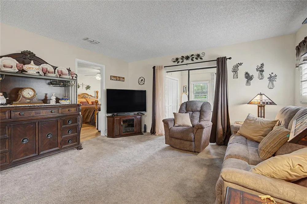 38225 BOXWOOD DRIVE Zephyrhills, FL 33542
