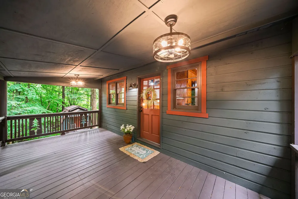 150 Summit ST Ellijay, GA 30540