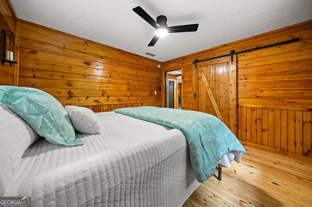 150 Summit ST Ellijay, GA 30540