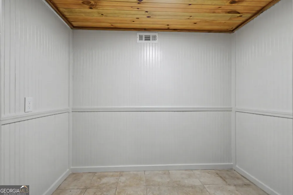 150 Summit ST Ellijay, GA 30540