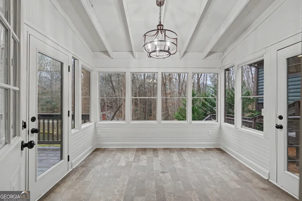 150 Summit ST Ellijay, GA 30540