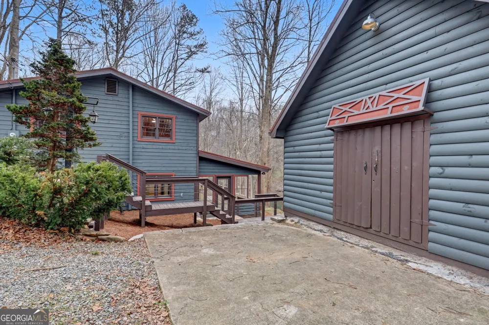 150 Summit ST Ellijay, GA 30540