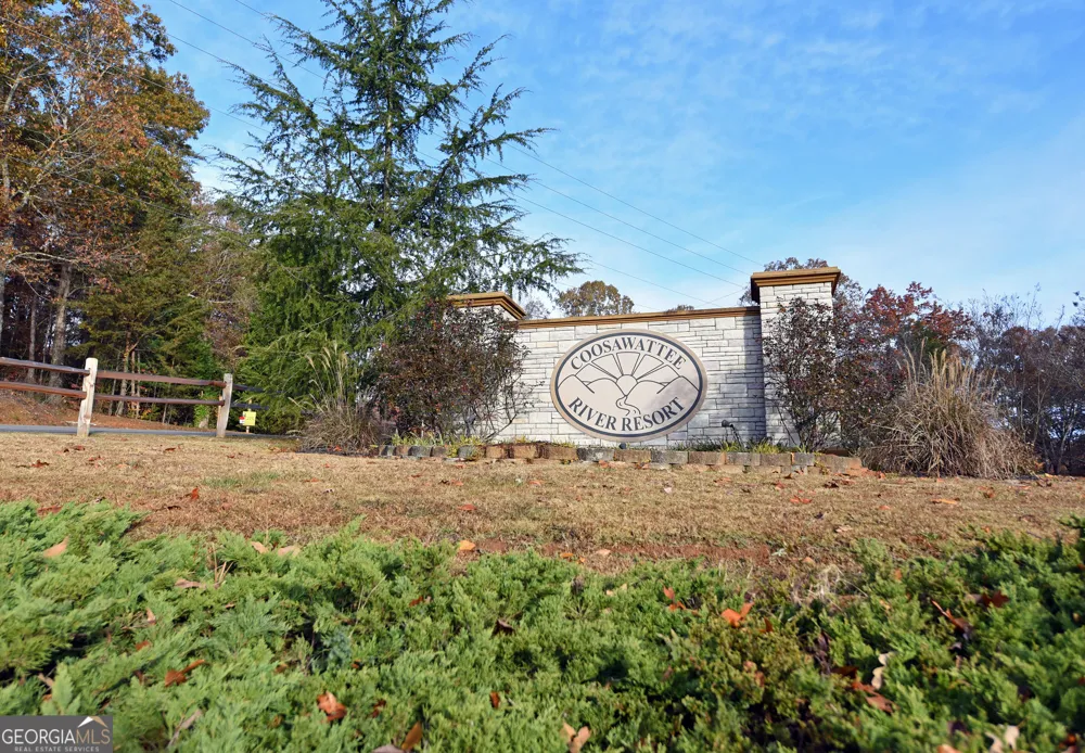 150 Summit ST Ellijay, GA 30540