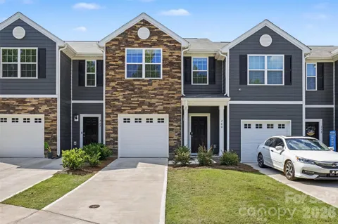 760 Wagon Cross Court