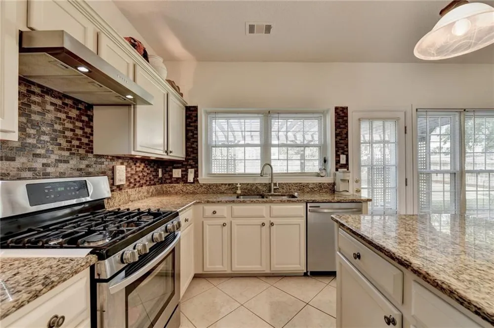 900 Cherringham Court Johns Creek, GA 30005