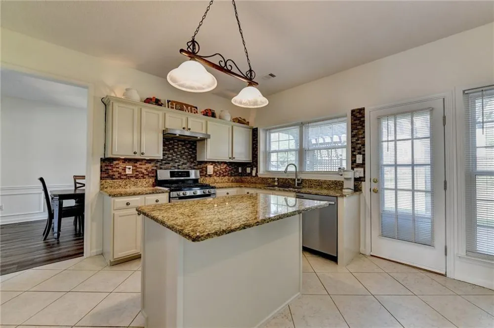 900 Cherringham Court Johns Creek, GA 30005
