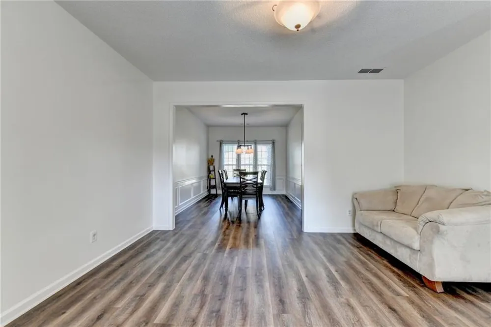 900 Cherringham Court Johns Creek, GA 30005