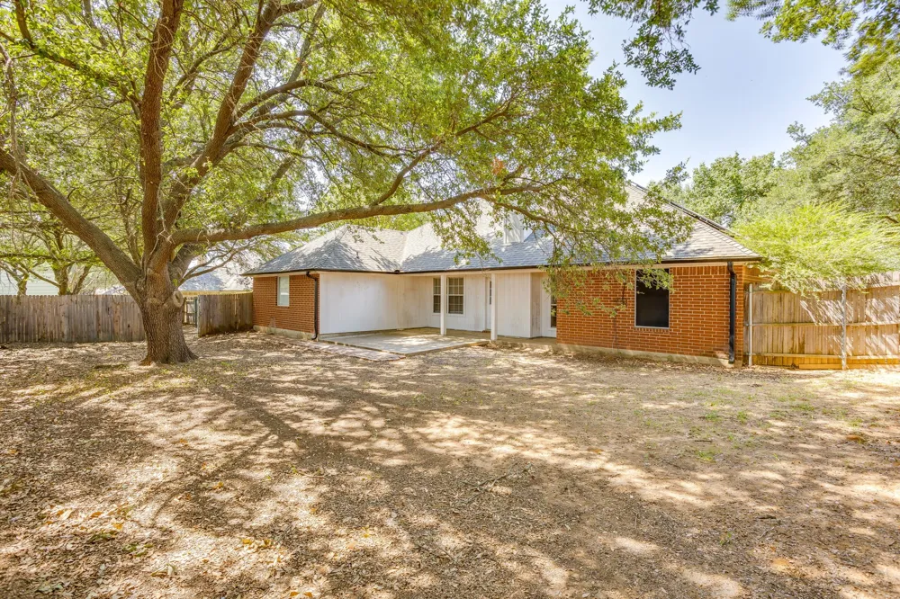 103 Old Hickory Lane Joshua, TX 76058