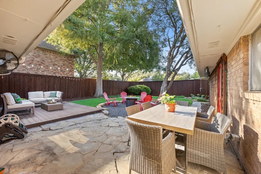 7406 La Manga Drive Dallas, TX 75248