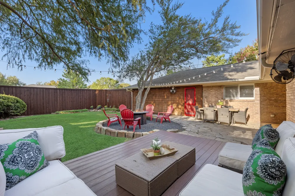 7406 La Manga Drive Dallas, TX 75248