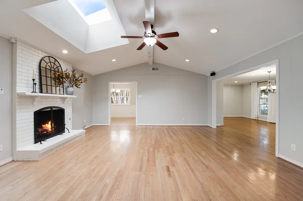 7406 La Manga Drive Dallas, TX 75248