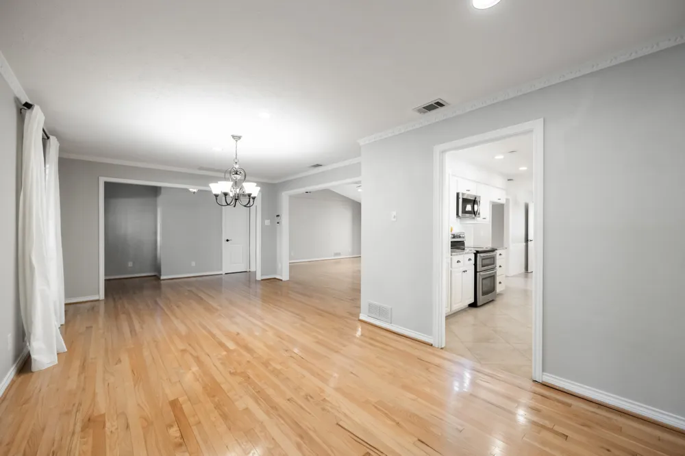 7406 La Manga Drive Dallas, TX 75248