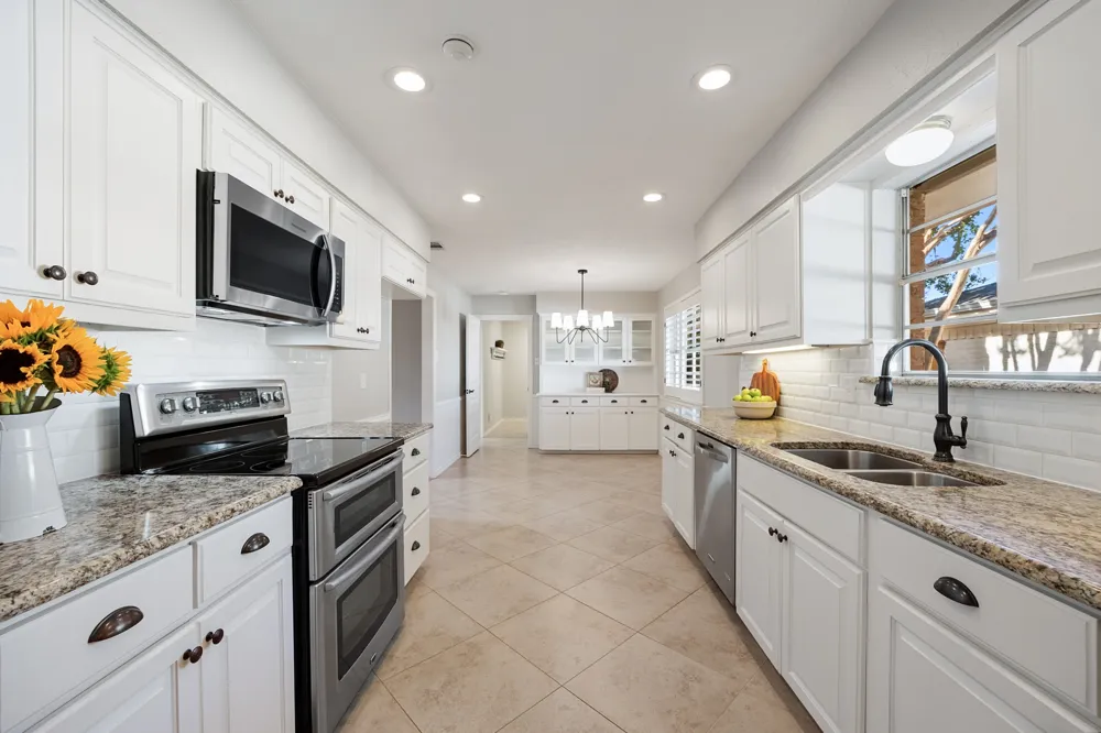 7406 La Manga Drive Dallas, TX 75248