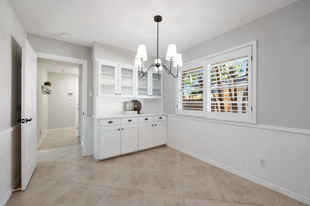 7406 La Manga Drive Dallas, TX 75248