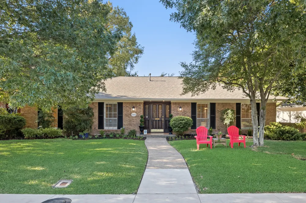 7406 La Manga Drive Dallas, TX 75248