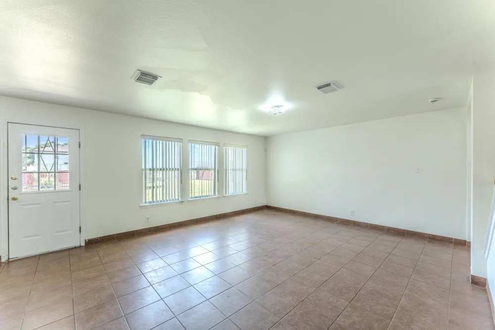 1339 Diamond Bluff San Antonio, TX 78251