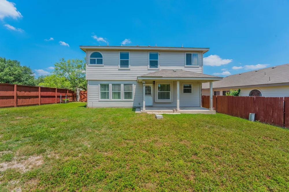 1339 Diamond Bluff San Antonio, TX 78251