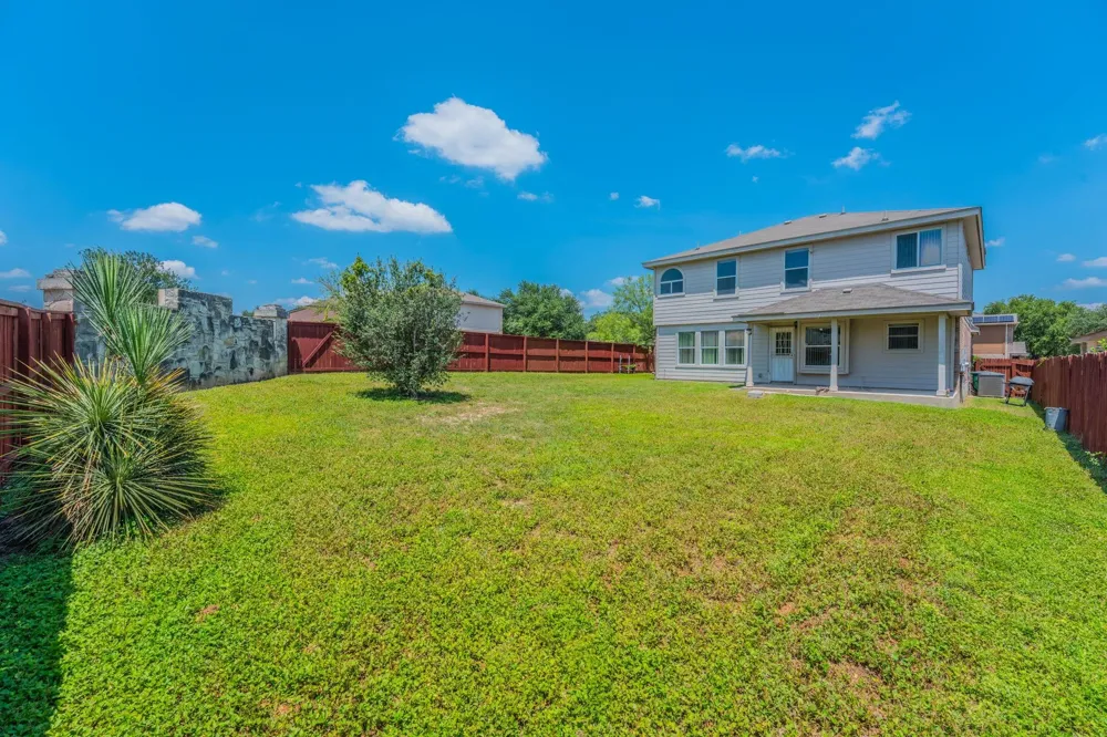 1339 Diamond Bluff San Antonio, TX 78251