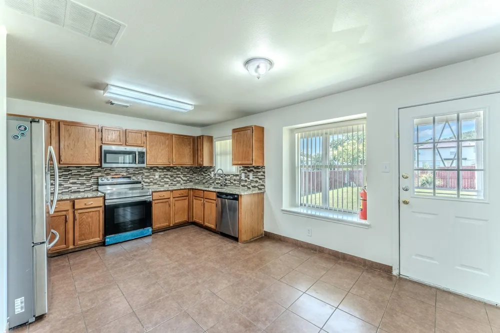 1339 Diamond Bluff San Antonio, TX 78251