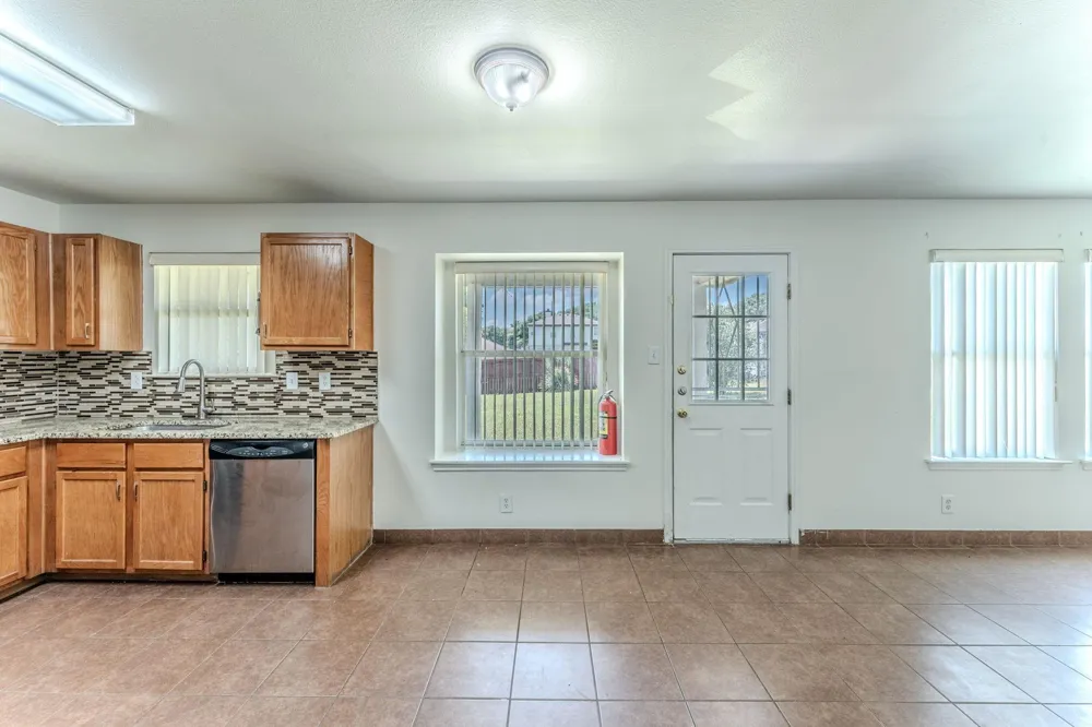 1339 Diamond Bluff San Antonio, TX 78251