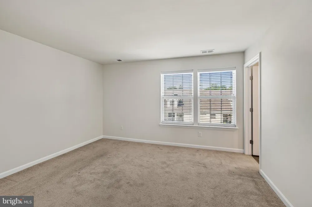 909 STILL WATERS Pennsburg, PA 18073