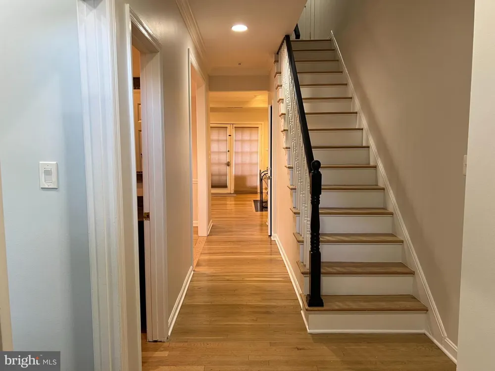6683 MCLEAN DRIVE Mclean, VA 22101