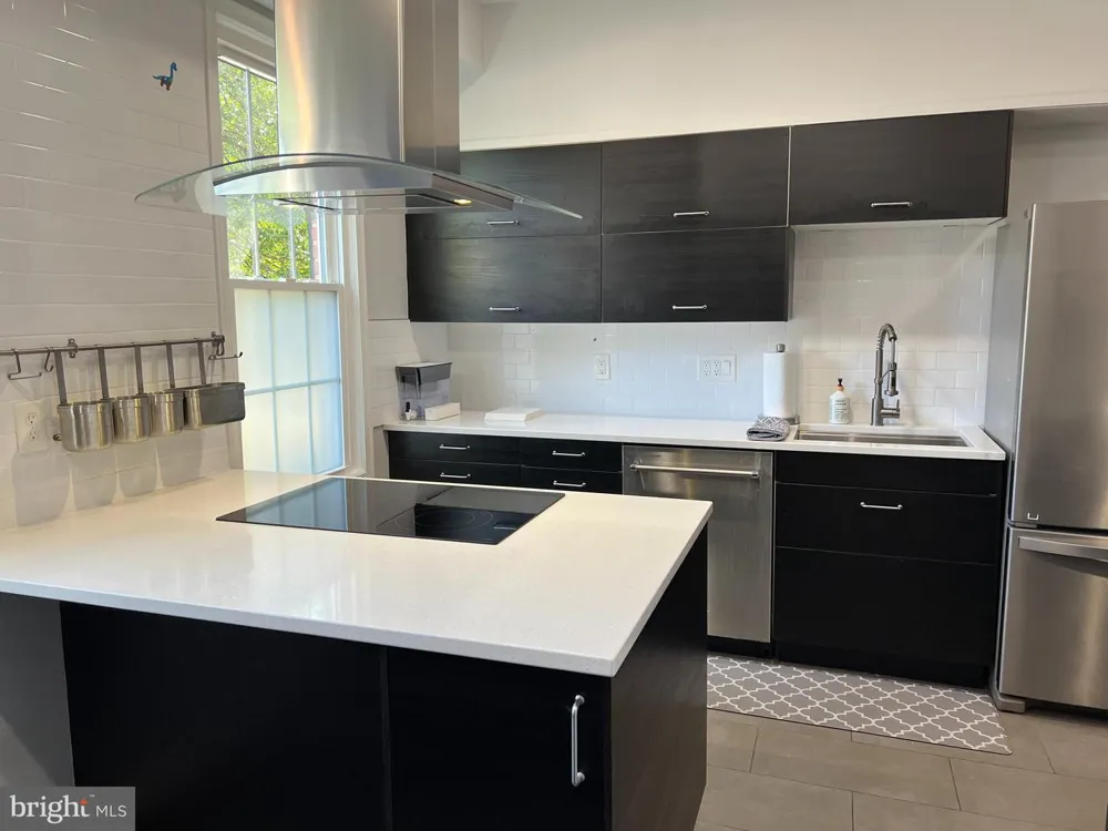 6683 MCLEAN DRIVE Mclean, VA 22101