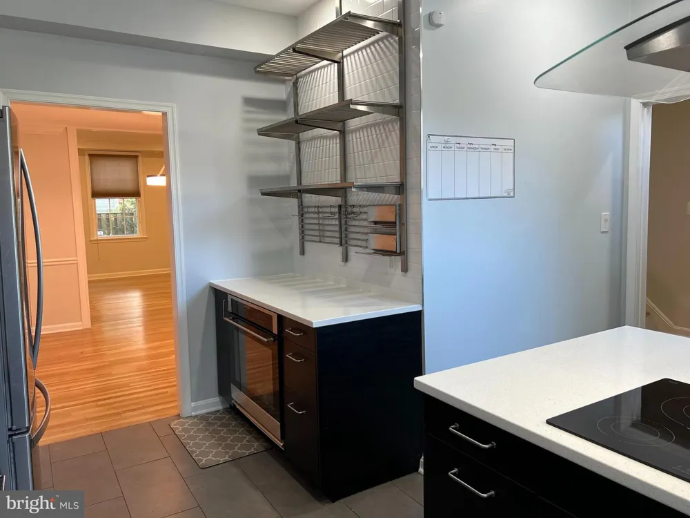 6683 MCLEAN DRIVE Mclean, VA 22101