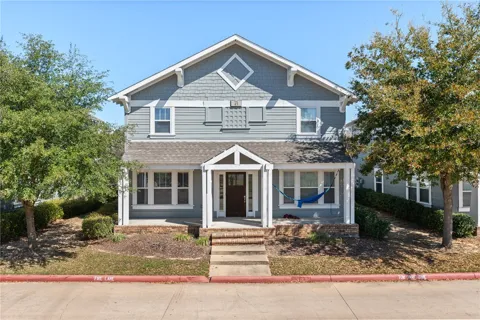 1725 Harvey Mitchell Parkway S #4511
