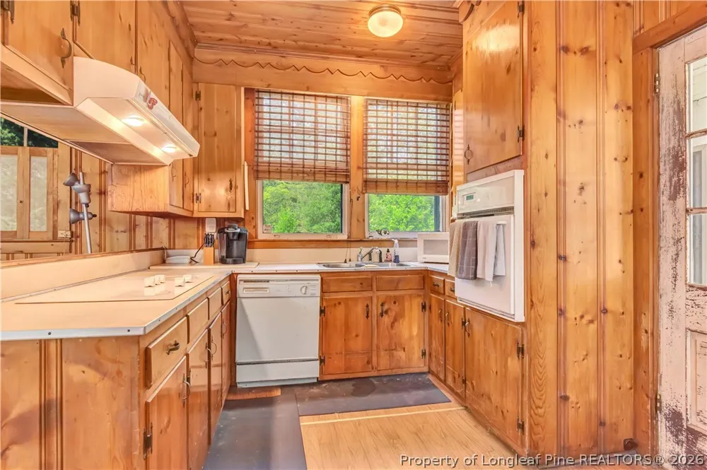 2740 Nc Highway 71 Maxton, NC 28364