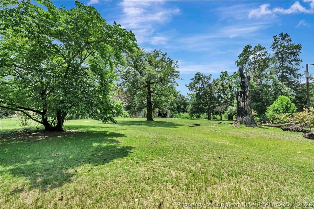 2740 Nc Highway 71 Maxton, NC 28364