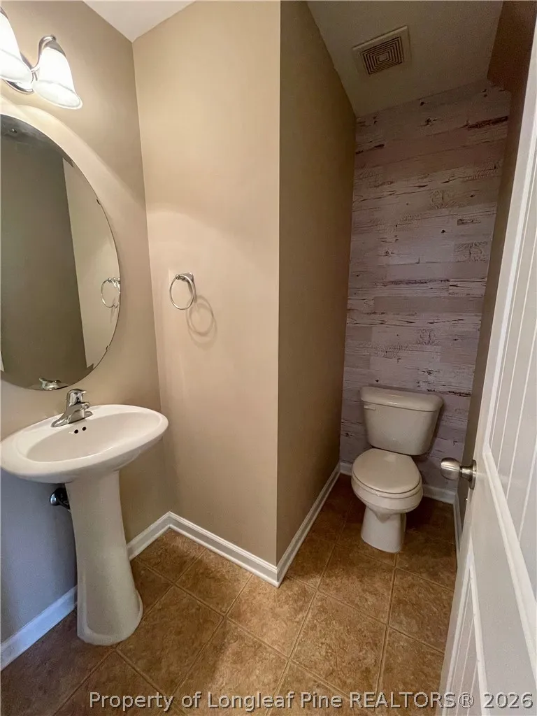 32 Expedition Drive Cameron, NC 28326