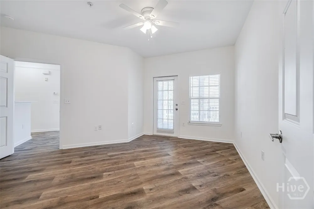 1513 Whitemarsh Way Savannah, GA 31410