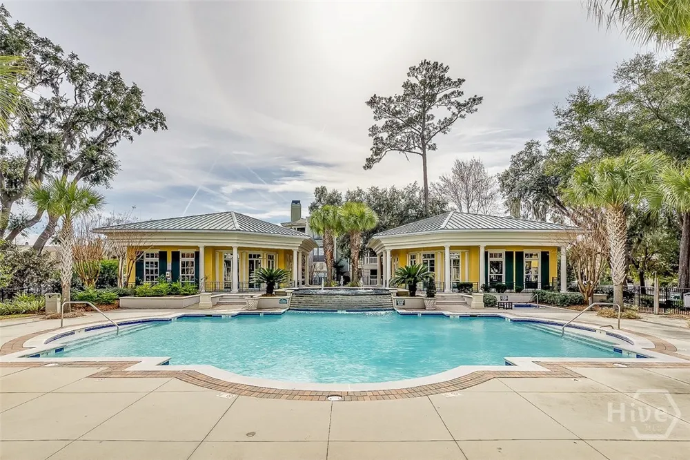 1513 Whitemarsh Way Savannah, GA 31410