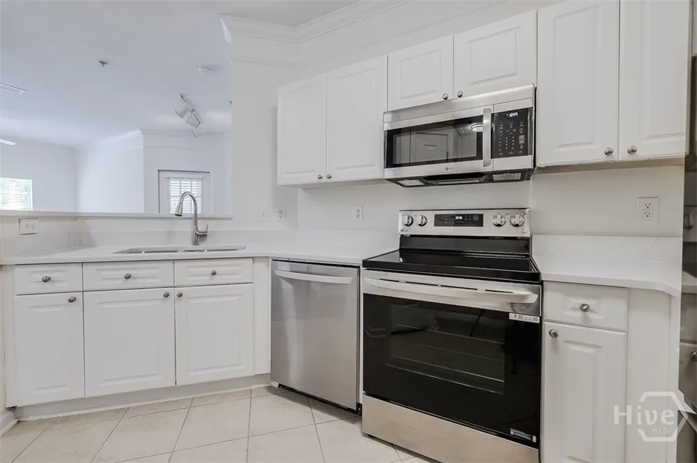 1513 Whitemarsh Way Savannah, GA 31410