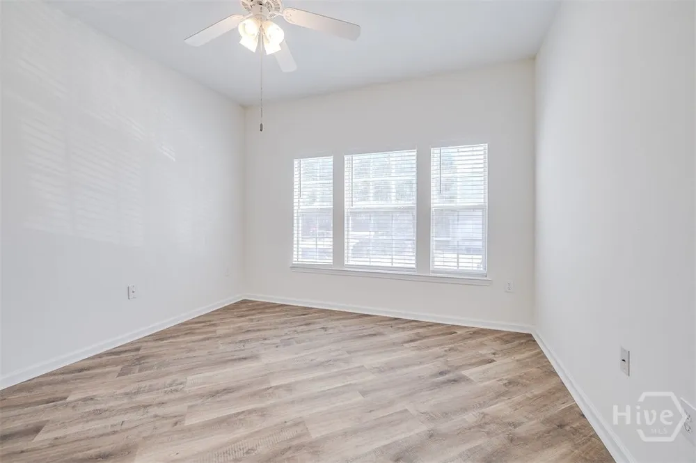1513 Whitemarsh Way Savannah, GA 31410